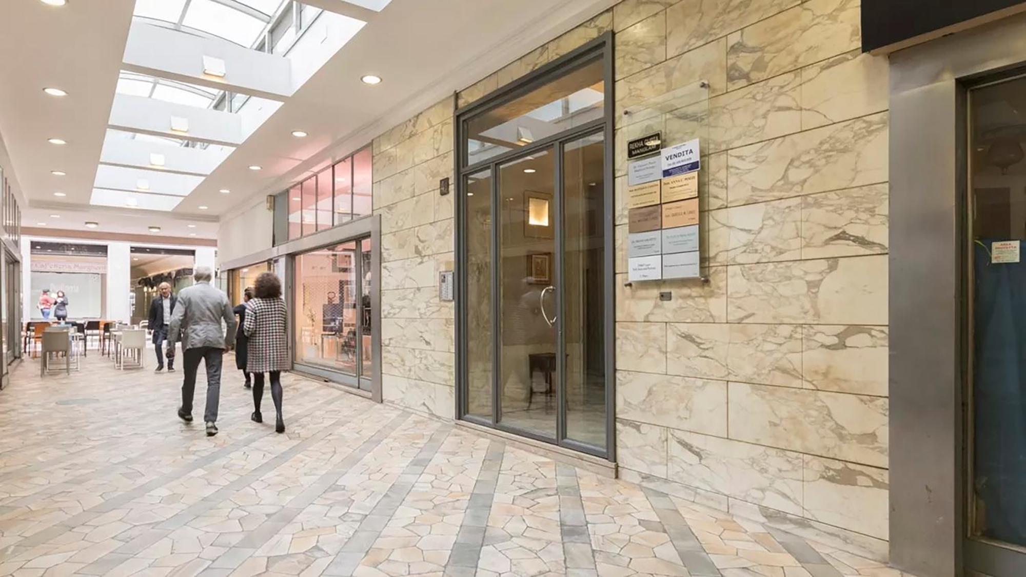 מילאנו Classbnb - Two Apartments 400 Meters From The Duomo מראה חיצוני תמונה