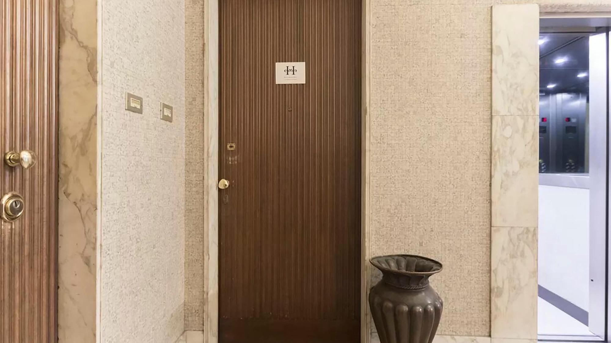 מילאנו Classbnb - Two Apartments 400 Meters From The Duomo מראה חיצוני תמונה